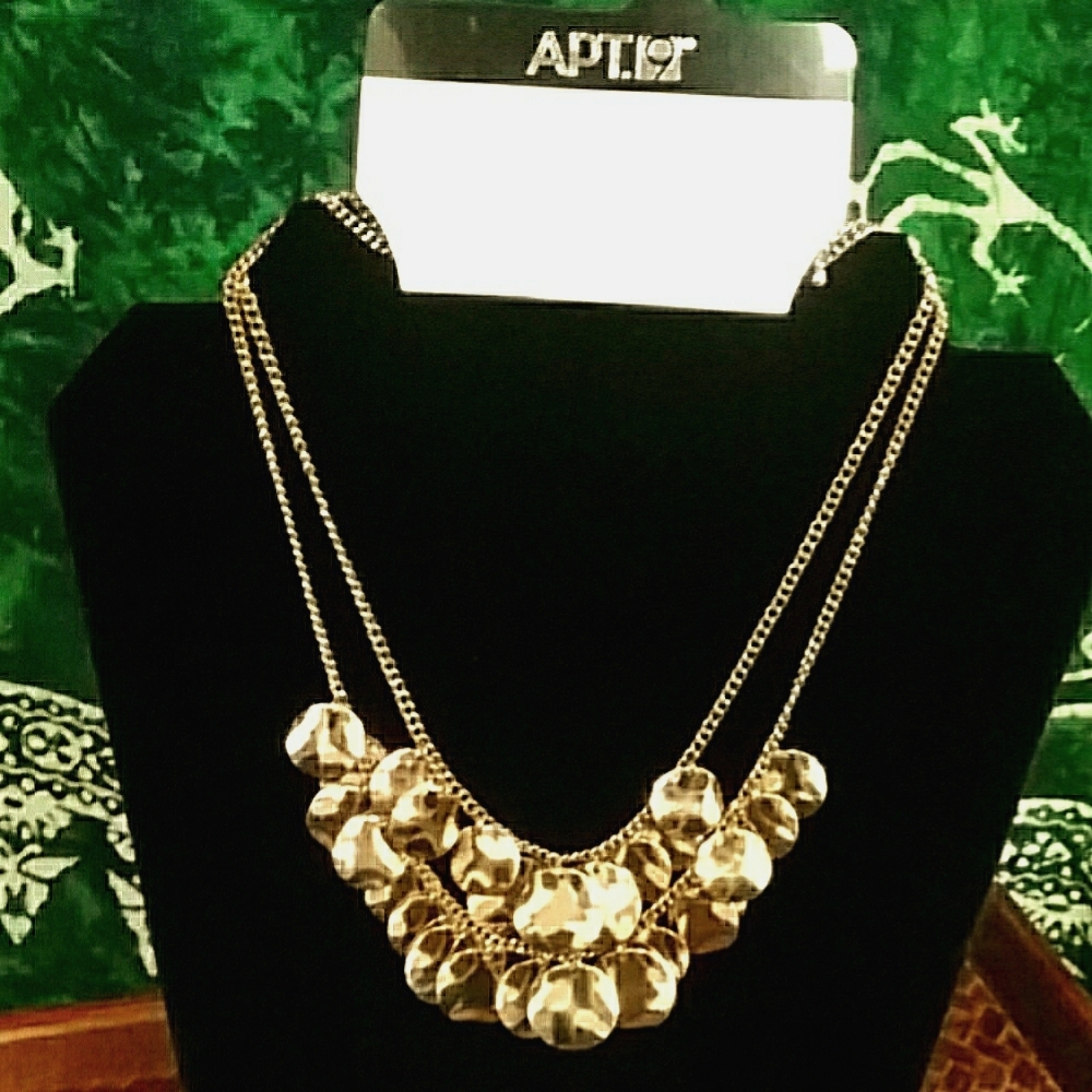 🍁3/$25 SALE! 👉*NWT* APT 9 Gold Coin 16" necklace